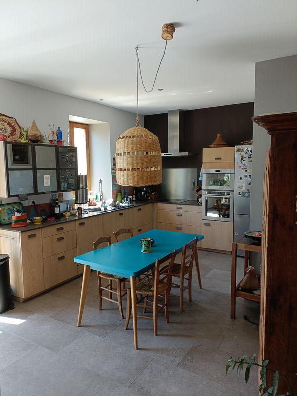 Cherche échange de maison direction Paris / Bretagne / Pays Basque / Sud Ouest été 2026...