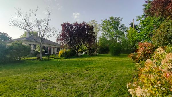 Une maison dans la campagne Tarnaise
