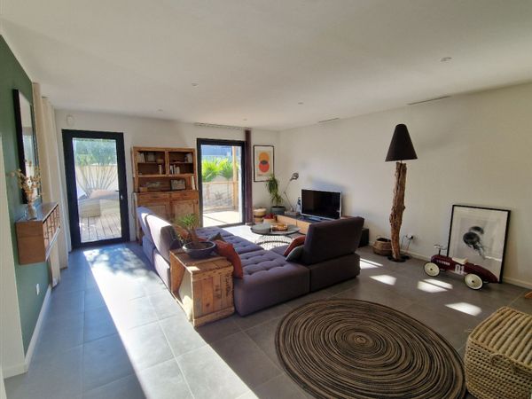 Villa avec piscine pour échange équivalent