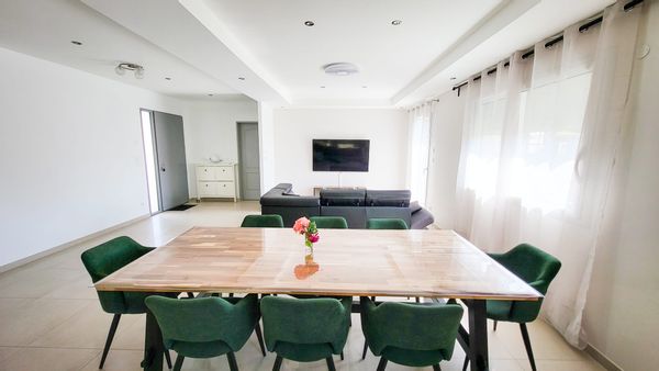 Maison conviviale plain-pied à 10 min de Vienne et 40 min de Lyon