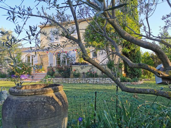 Villa type bastide au soleil du Sud (Occitanie - Gard)