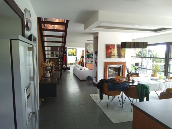 Pavillon contemporain tout confort au calme