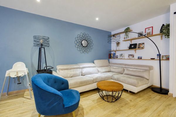 Appartement 5 pièces proche du port de Nice!