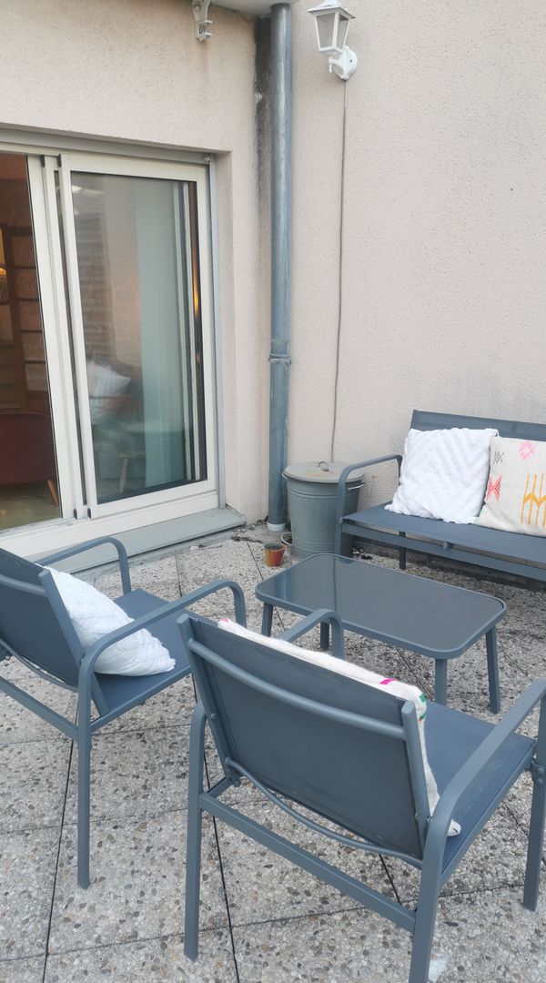 Appartement en duplex avec 3 chambres et un balcon à ozoire. Quartier calme et résidentiel