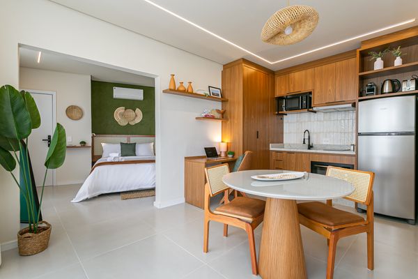 Studio avec balcon privé et vue sur la mer au centre de Florianópolis