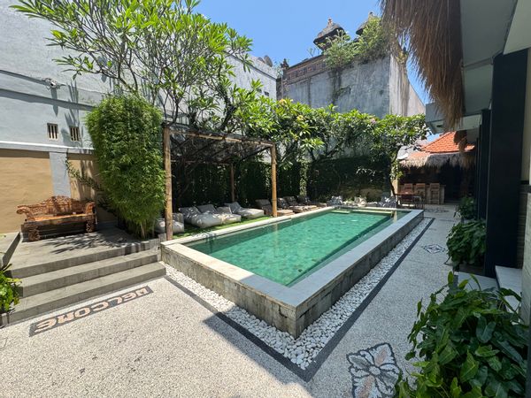 Refuge tropical paisible à Kuta – Travaillez et détendez-vous