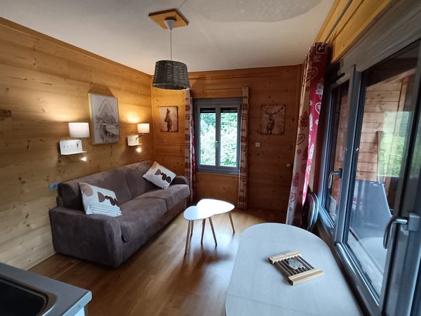 Studio 2 personnes nichés dans les montagnes