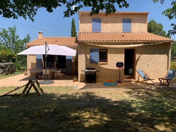 Maison au pied de la pinède proche d'Aix en Provence