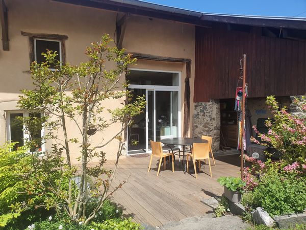 Etape du tour de France le 22 et 23 juillet! Jolie maison renovée entre ville et forêt