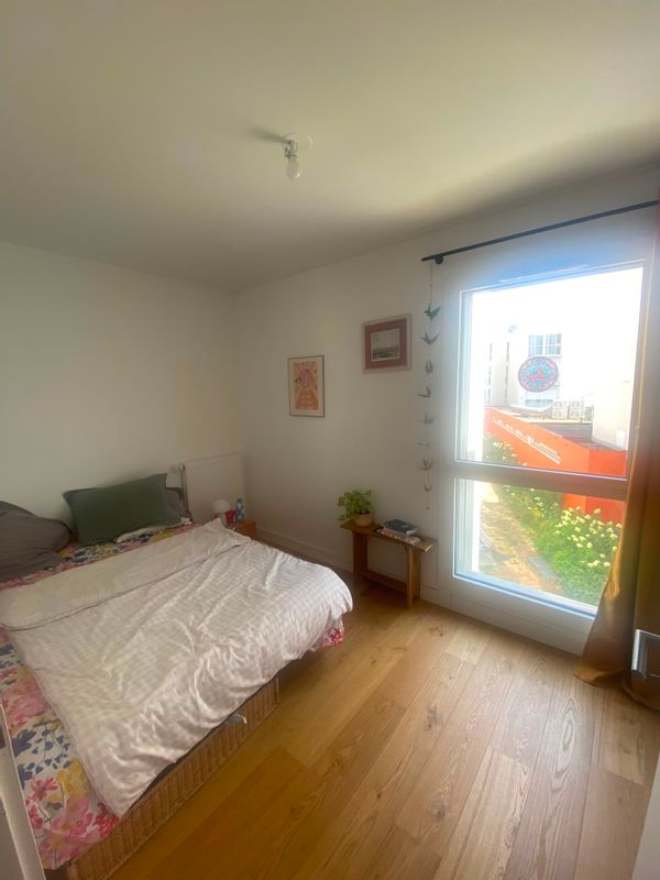 Chambre privée dans un bel appartement rennais avec balcon