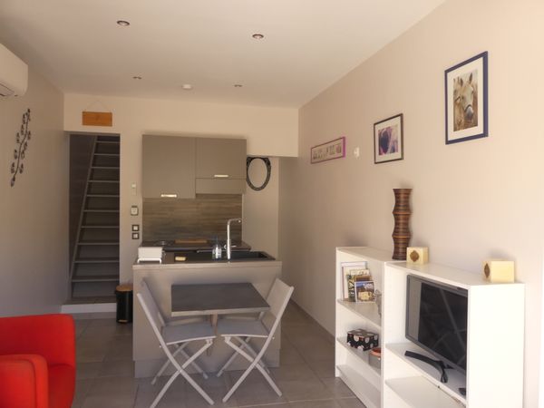 petite maison dans la garrigue