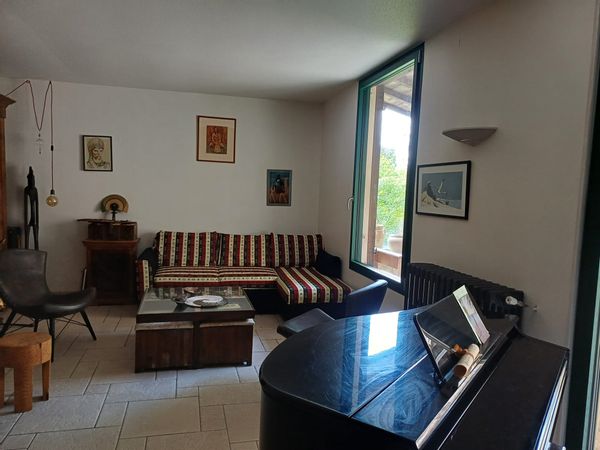 La chambre privée avec piano de Nathalie et Pascal