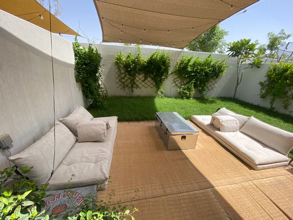 Votre maison à Abou Dabi : jardin, piscine et parcs dans une communauté privée de Yas Island