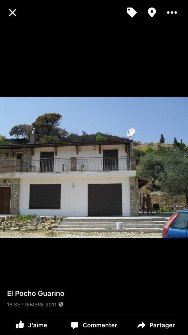 La maison de Giovanni Agropoli 100 km da Napoli 5 km da Paestum famosi per i templi località ideale per le vacanze estive