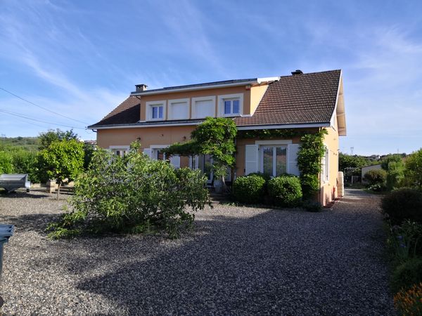 La maison de Claire et Thierry au pied des Volcans d'Auvergne