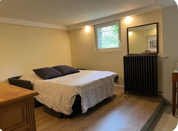Chambre avec salle de bain privée. La campagne à 20min de Paris !