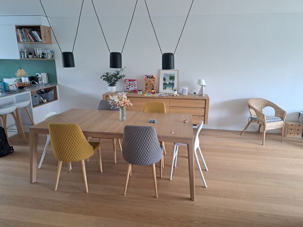 Chambre privée au bord du lac de Neuchâtel