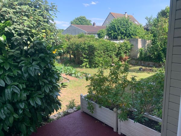 profitez d'un air de campagne à 30' de Paris, 30' de Versailles dans notre maison & jardin
