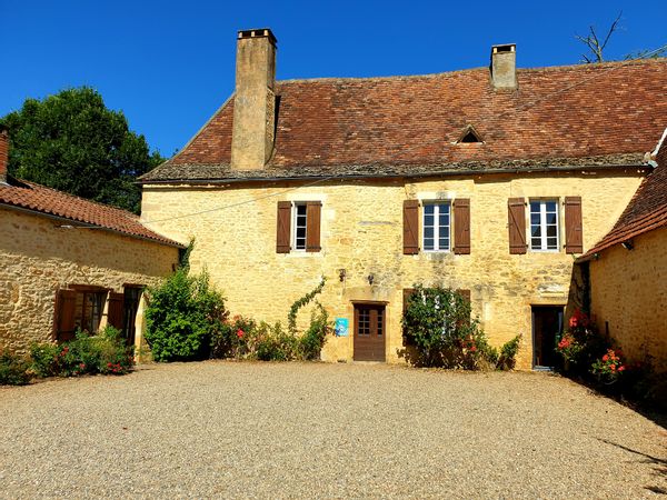 Le manoir de la Pomarède