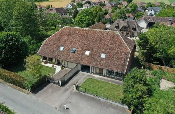 BIENVENUE CHEZ NOUS  CORPS DE FERME RENOVE AVEC GOÜT