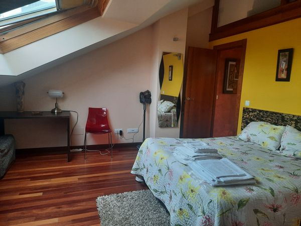 Habitacion privada con Valentina
