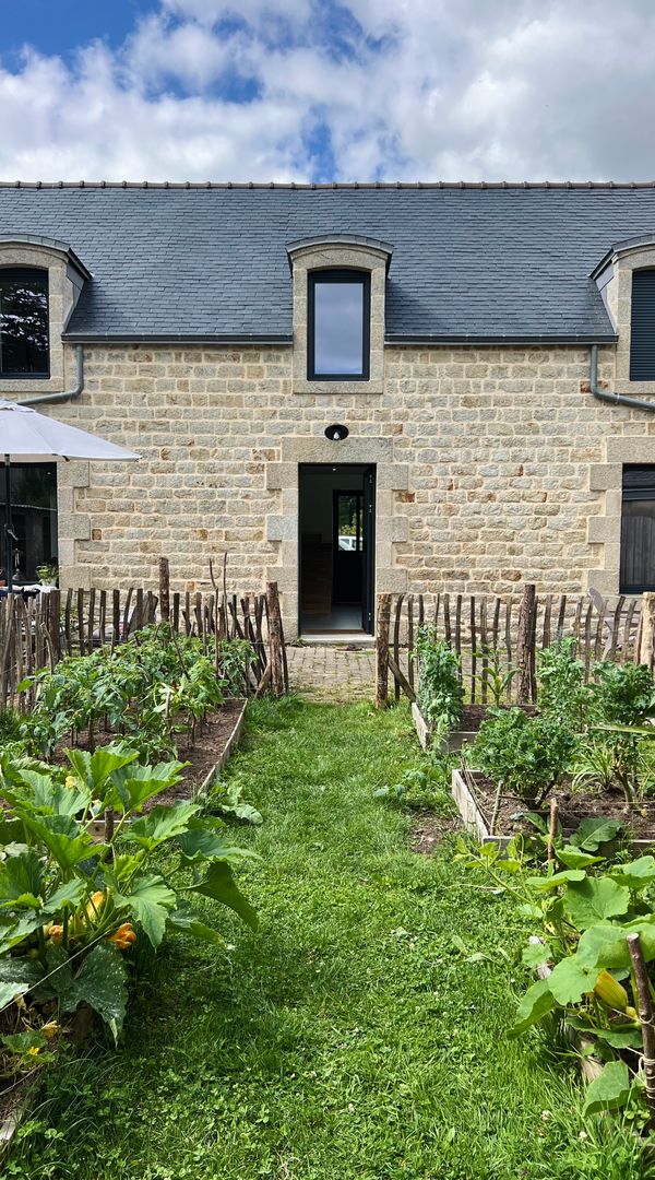 Maison de charme avec vue sur l’anse du Letty.
