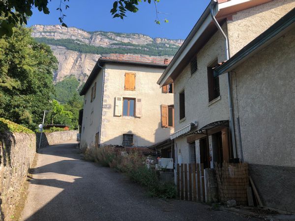 Maisonnette sur les coteaux sud de Chartreuse