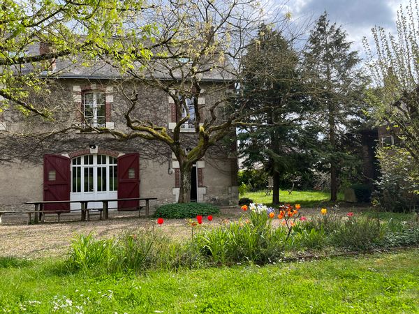 Grande maison familiale sur les Bords de Loire au cœur des châteaux, idéale familles et télétravail