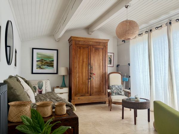 Traditional stone village house in the heart of Provence; "Les Alpilles".