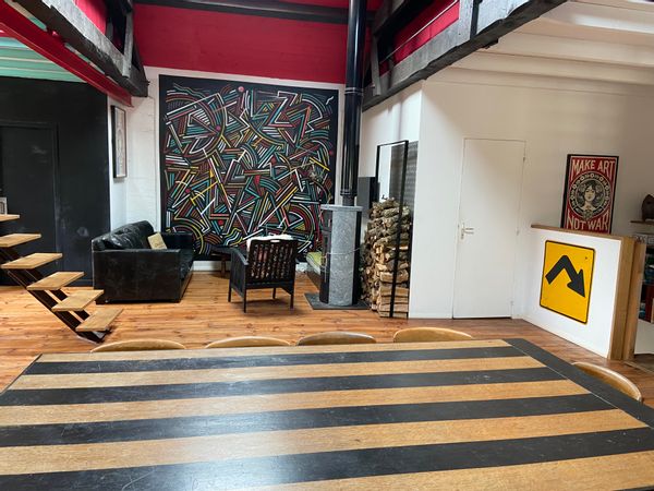 Maison style loft à 4 kilomètres de l'océan.