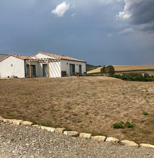 Charmante maison dans le Sud de la France entre mer et montagne