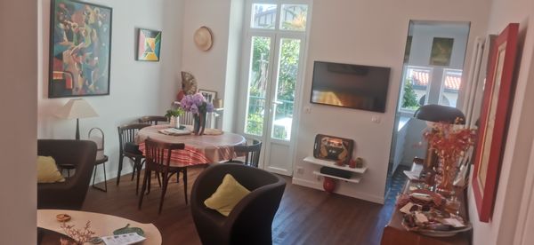 Appartement contemporain proche plages et 5 mn centre