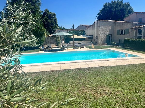 La Maison d'Anaïs & Philippe : Maison familiale & chaleureuse avec piscine en Provence