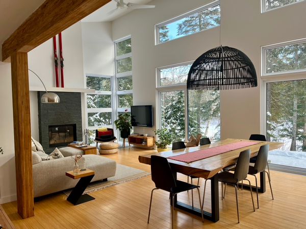 Une chambre au bord de la rivière