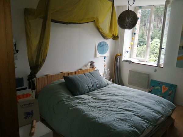 Appartement d'artiste dans la nature