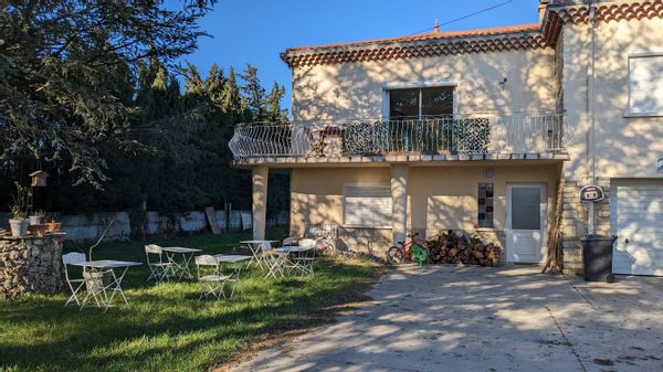 Grande maison entre vignes, lacs et villages de charme