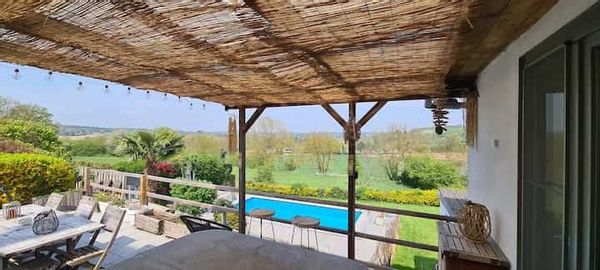 Bungalow avec vue magnifique sur la campagne