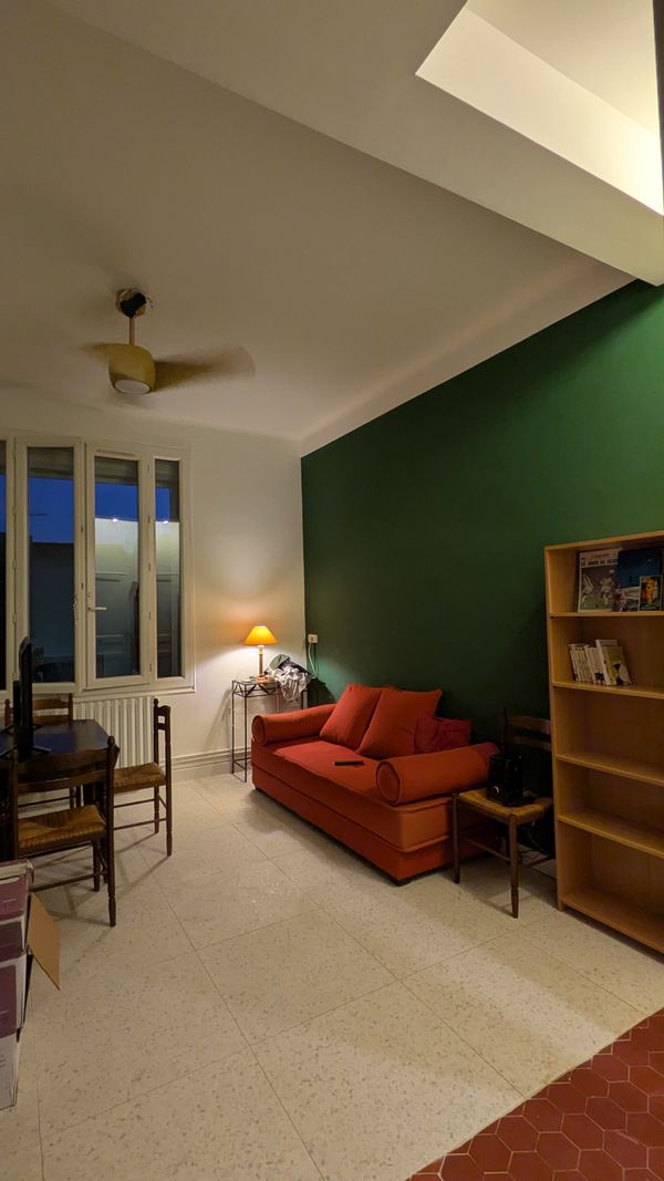 Chambre sur cour au calme à Marseille