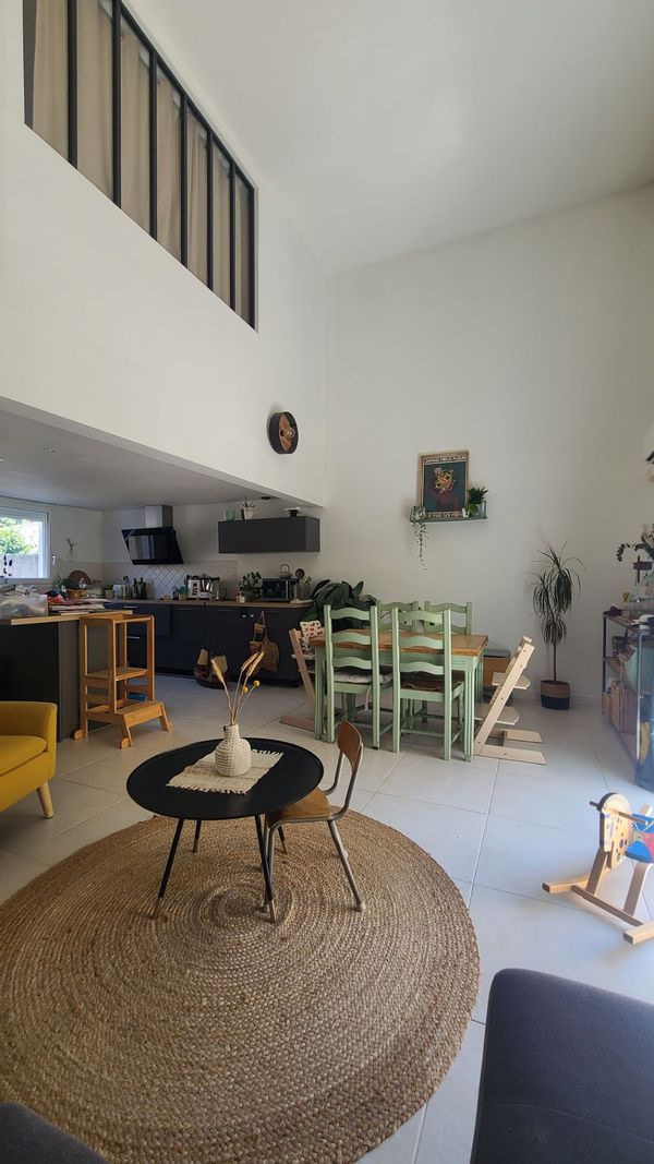 Notre petite maison bercée par le son des cigales