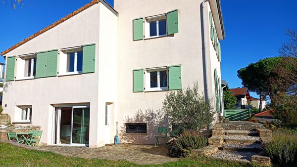Maison agréable et fonctionnelle dans un environnement calme