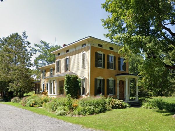 La maison de Beth & Travis