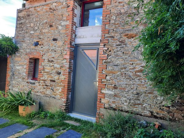 Le studio de Manu & Julie, au calme, à 3kms de Clisson :-)