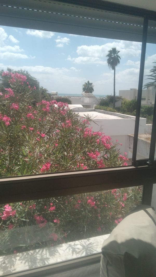 Très grande villa à Carthage (Tunisie) à 200m de la mer