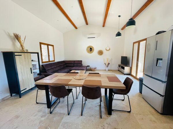 Bergerie avec piscine chauffée & jacuzzi privés