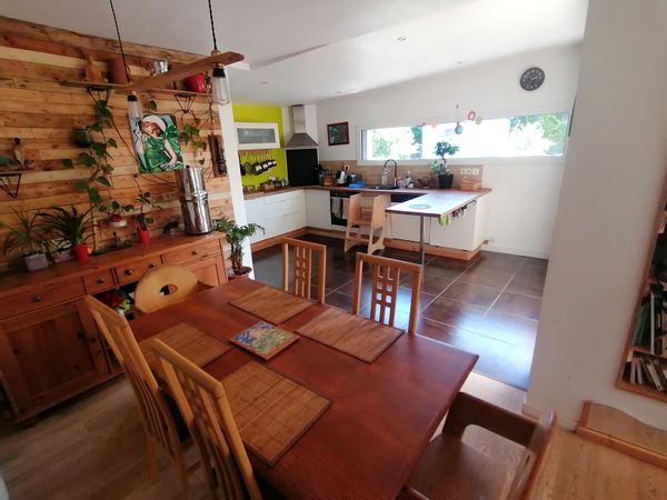 Maison familiale et chaleureuse en bois de Marion&Kevin