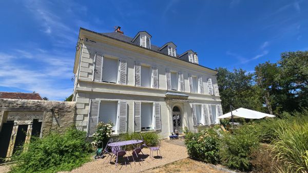 Maison de maitre du 19e et parc arboré dans la Vallée de la Loire