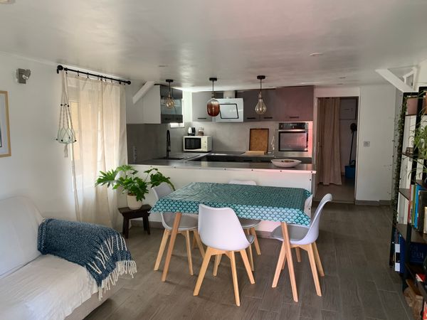 Un appartement proche des plages, des commerces et de la gare de train. Tout à pieds !