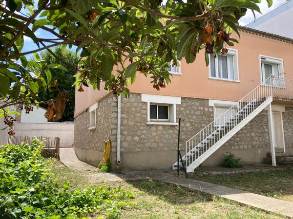 Maison de ville avec jardin 8 personnes