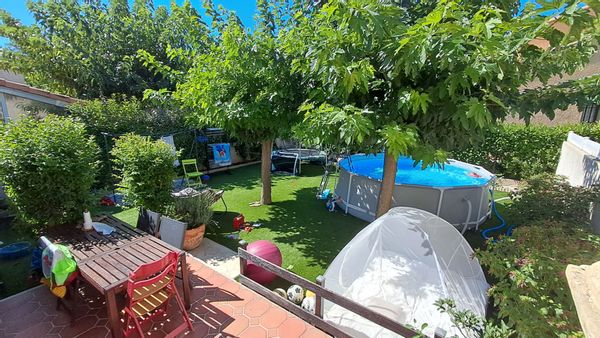 Le cocon familial de Sandra & Nabil- Hérault,  proximité des plages ( mer et Étang de Thau).