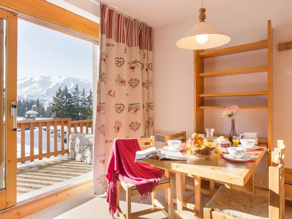 Appartement 5 couchages sur les pistes Miribel Altiport